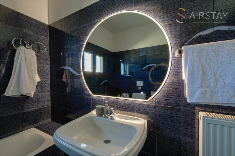 Bathroom 4, Nami Villa Beach Front Airport by Airstay, Attica