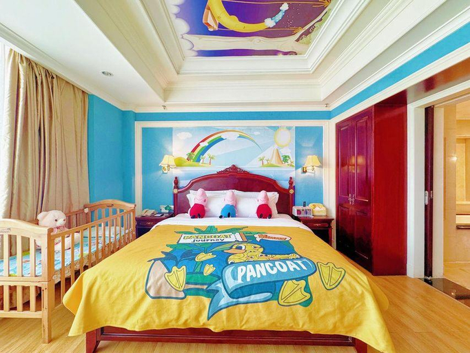 Bedroom, Golden Plaza International Hotel, Nanning