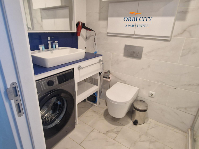 Bathroom 4, APART-HOTEL ORBI CITY, Batumi