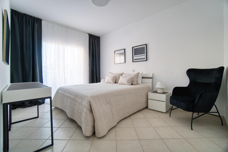 Bedroom 3, Limnaria Gardens B103