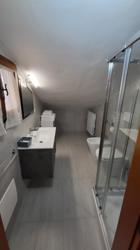 Bathroom 3, DIMORA DEL FALCO, Perugia