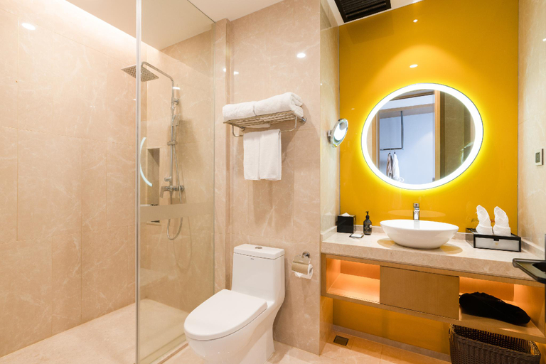 Bathroom 3, Rezen Longuu Hotel Maoming Xinyi Education City, Maoming