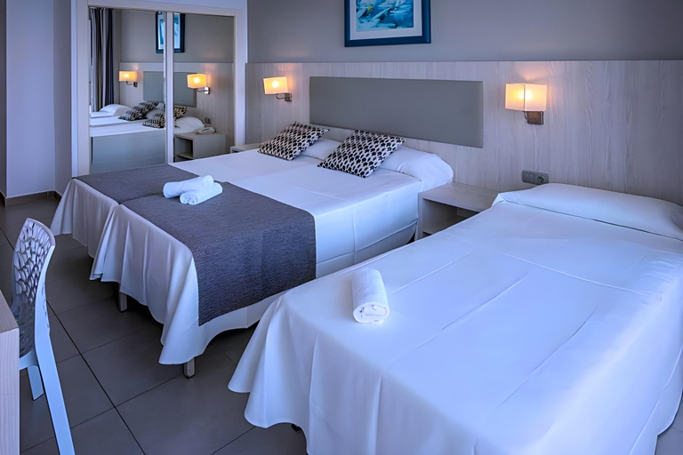 Bedroom 3, 4R Salou Park Resort I, Tarragona