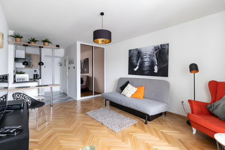 Others 5, PiotrApartments IV, Warsaw
