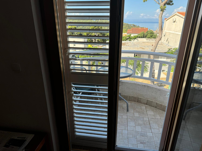 Others 3, Villa Inoma, Makarska
