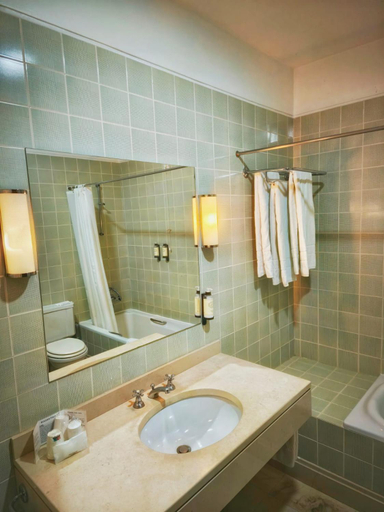 Bathroom 5, Lam Hotel Caramulo, Tondela