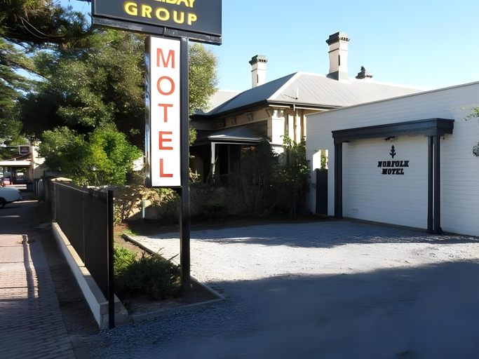 Others 5, Norfolk Motor Inn, Adelaide