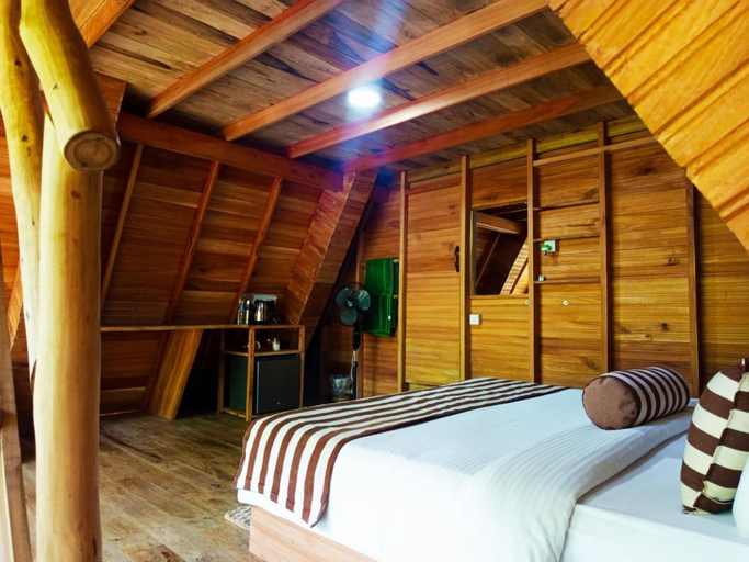 Bedroom 2, Eco Village, Ella