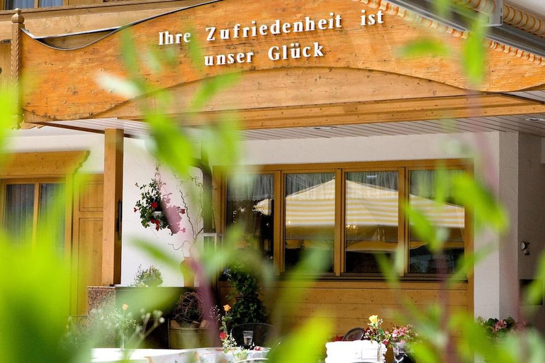 Exterior & Views 1, Hotel Apartments Alpenrose, Bregenz