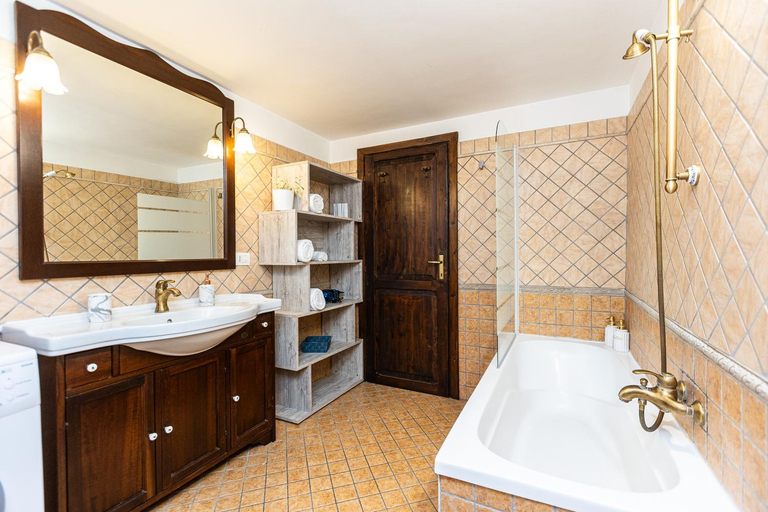 Bathroom 3, La Casa di Pepe, Viterbo