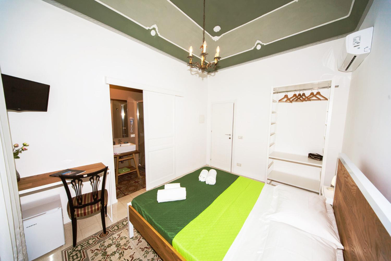 Bedroom 2, Visitsicilia Donn'Anna, Trapani
