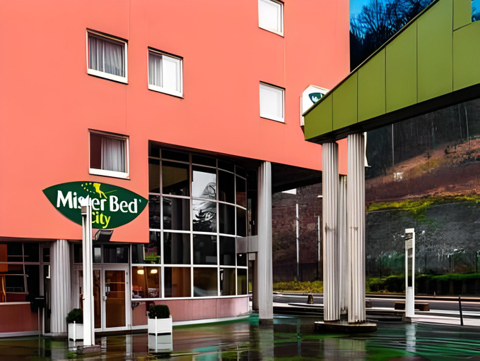 Exterior & Views 2, Ibis budget Bourgoin Jallieu Centre, Isère