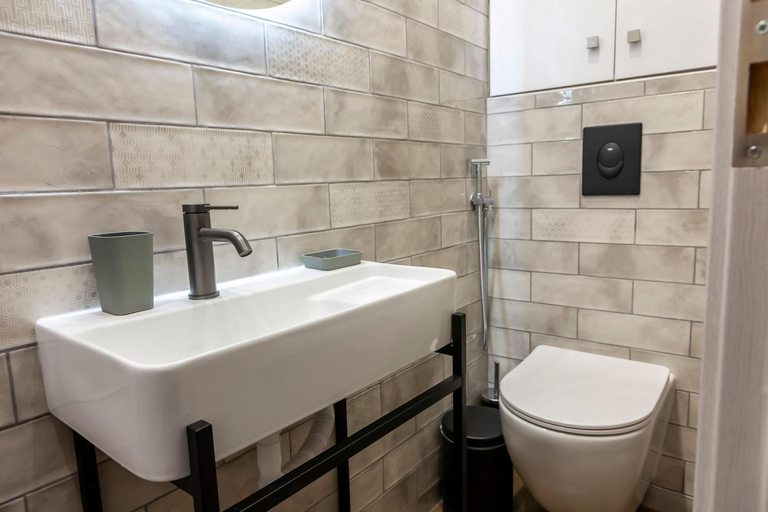 2, Ioannina Central Apartment by SuperhostHub, Epirus