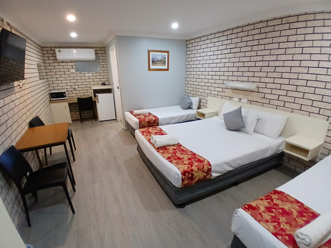 Bedroom 2, Alfa motel, Gilgandra