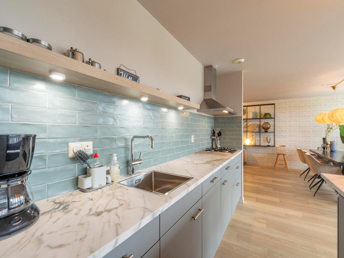 2, Apartment in Groote Keeten near Beach, Zijpe