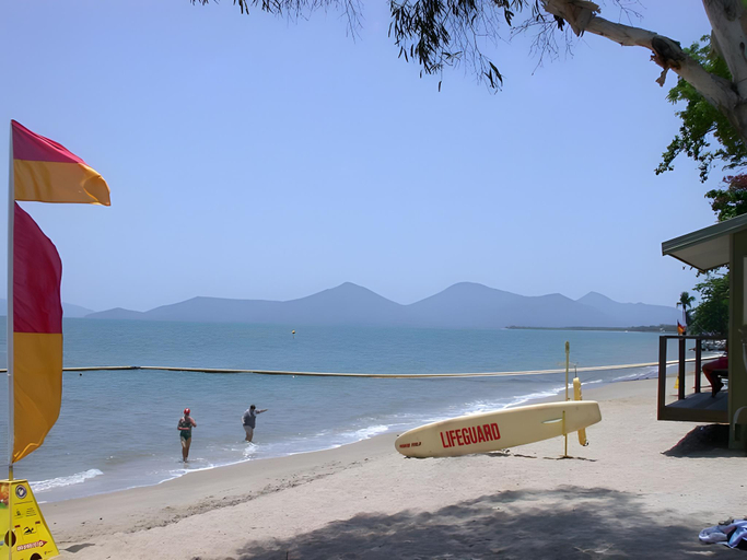 Others 5, Cairns Beach Resort, Cairns