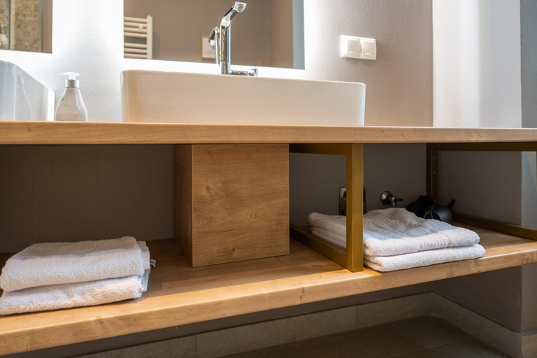 Bathroom 3, KH Opera Apartments, Wien