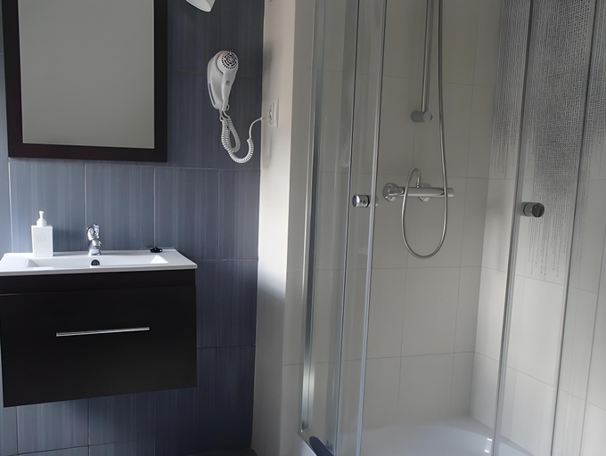 Bathroom 2, Willa Weneda, Gdynia
