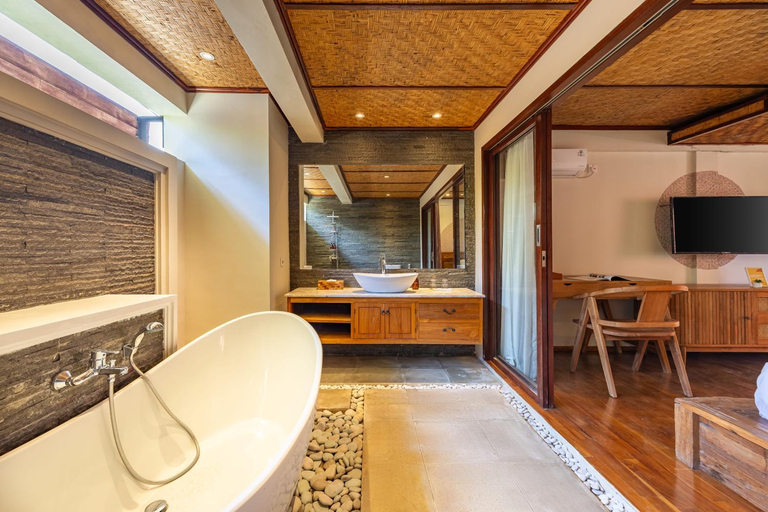 Bathroom 3, Urbanest Inn Villa, Badung