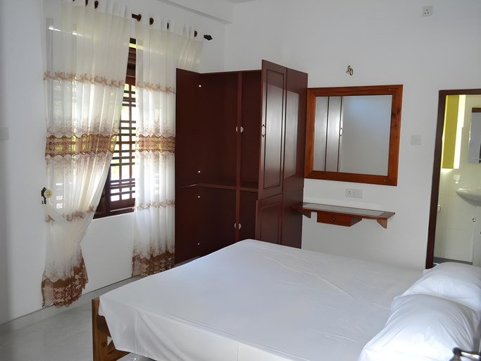 Bedroom 2, Di Sicuro Inn, Hikkaduwa