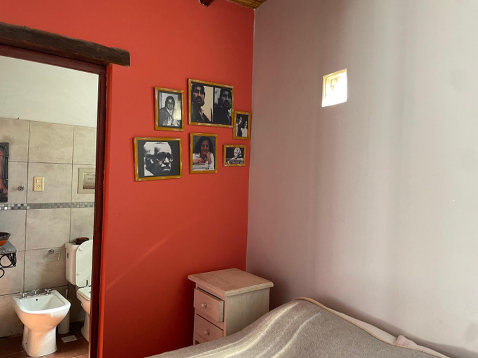 Bedroom 2, La Llama Negra, Tilcara