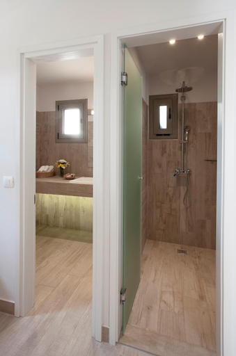 Bathroom 4, Locanda Barbati Luxury ApartHotel, Ionian Islands