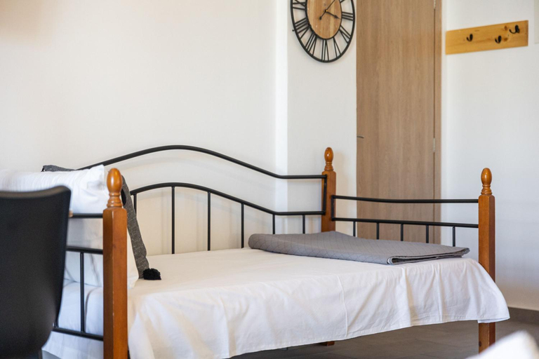 3, THIRAMNA Apts KYTHNOS, South Aegean