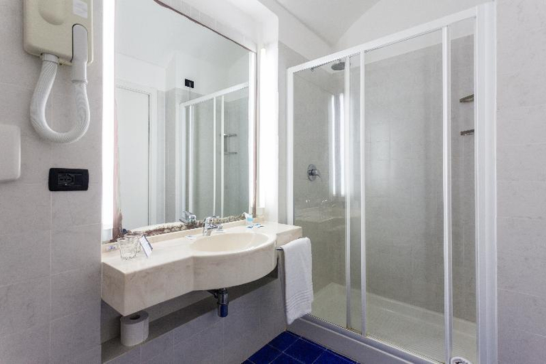 Bathroom 4, Mursia Wellness Hotel Srl, Trapani