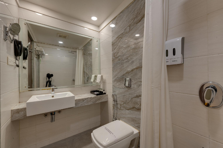 Bathroom 3, Hotel Suba Galaxy, Mumbai Suburban