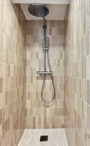 Bathroom 5, CORNEILLE, Paris