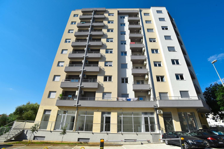 Others 5, Lux Apartments Iva