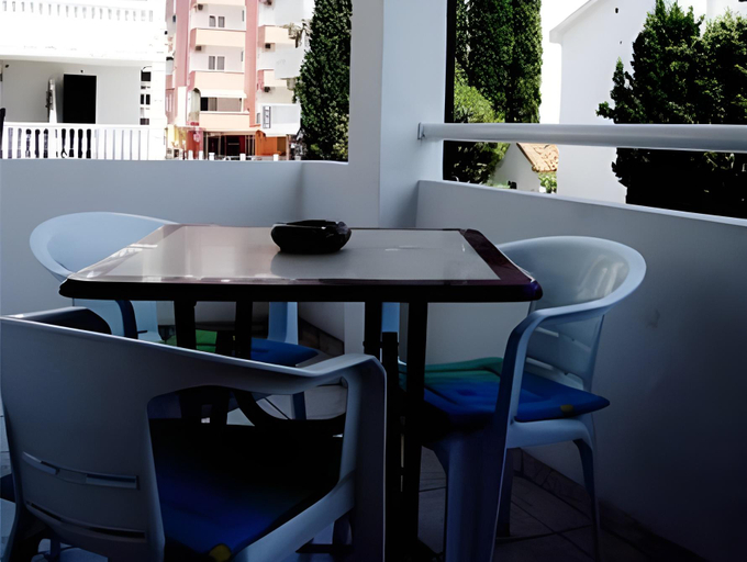 Others 5, Apartments Masa
