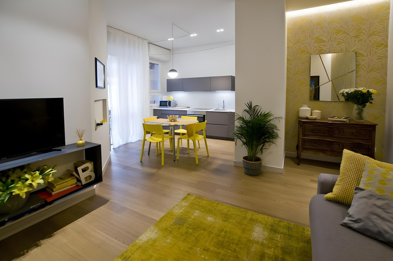 Others 3, Madeleine Apartments in Brera, Milano