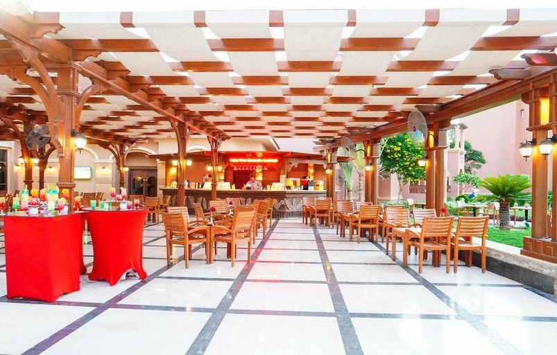 Food & Drinks 5, Charmillion Club Aquapark, Sharm el-Sheikh