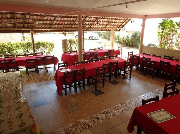 Others 5, Hotel DK, Ouidah