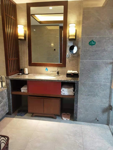 Bathroom 3, DaFang Mu‘ege hotel, Bijie