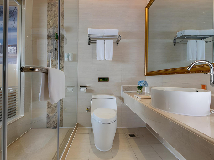 Bathroom 3, Vienna Hotel Shenzhen Pingdi Huancheng South Road, Shenzhen
