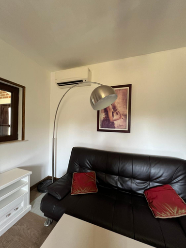 Others 5, Villa SHU