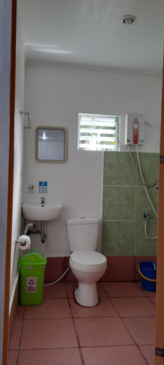 Bathroom 5, la caballa beach resort bar & grill, Aborlan