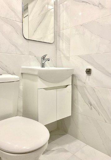 Bathroom 2, City Centre Bright & Cozy Apartment for 4 Guests, Stara Zagora