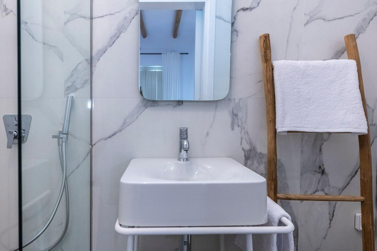 Bathroom 4, Milos Zen Suites, South Aegean
