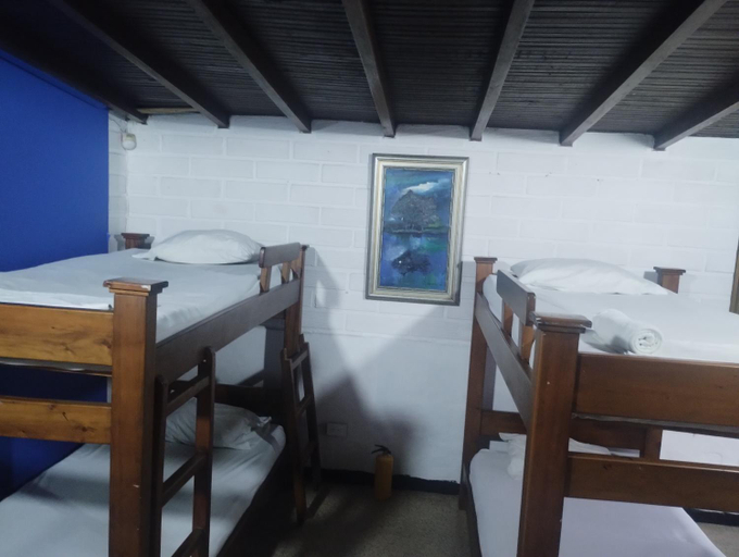 Bedroom 2, hostel spring city, Medellín