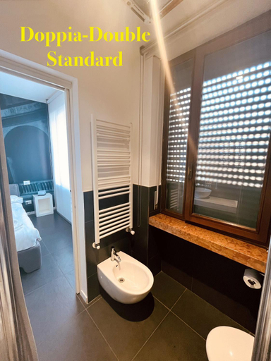 Bathroom 5, DiMoras house Verona, Verona