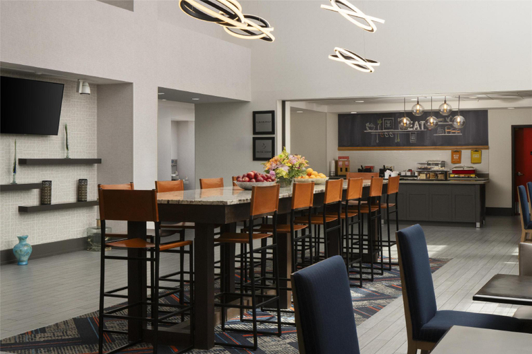 Food & Drinks 2, Hampton Inn & Suites Yonkers - Westchester, Westchester