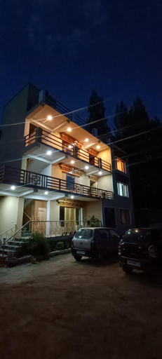 3, ZLATAN GUEST HOUSE, Leh