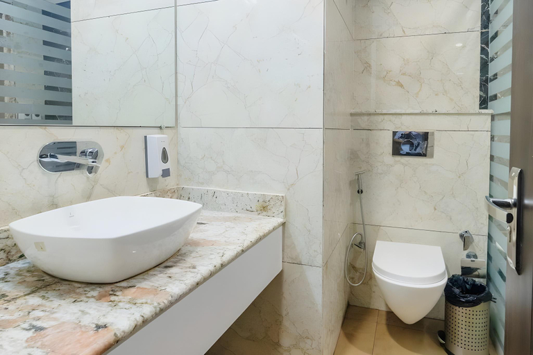 Bathroom 4, Hotel Green - Behind Parmarth Niketan, Garhwal