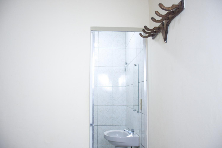 Bathroom 3, Hotel Coutinho PIO XII, Pirapora