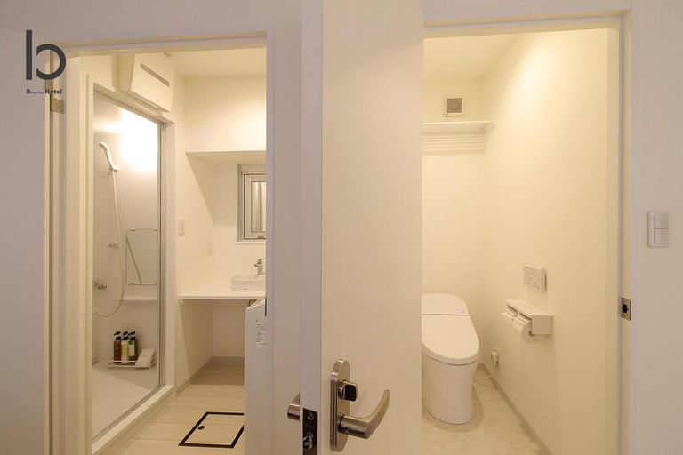 Others 3, Beautiful Apartment for 6people with free wifi 102, Hiroshima
