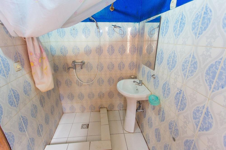Bathroom 5, Golf Eden Guest house, Gasabo