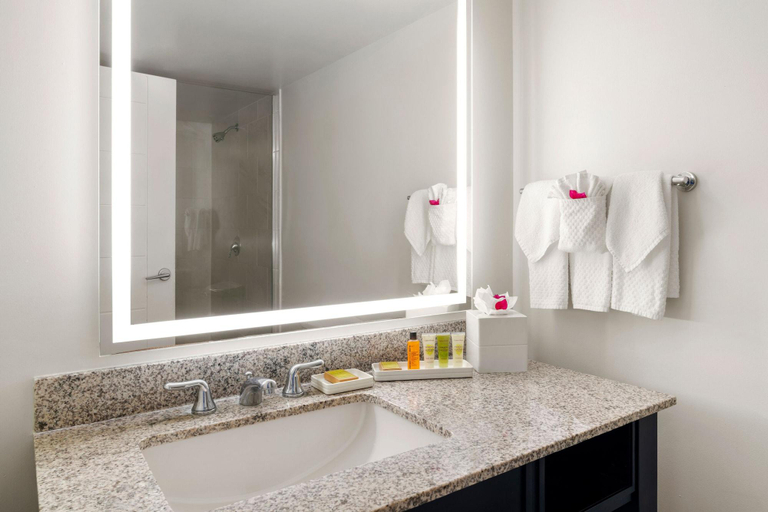 Bathroom 4, Rose Hall Resort & Spa